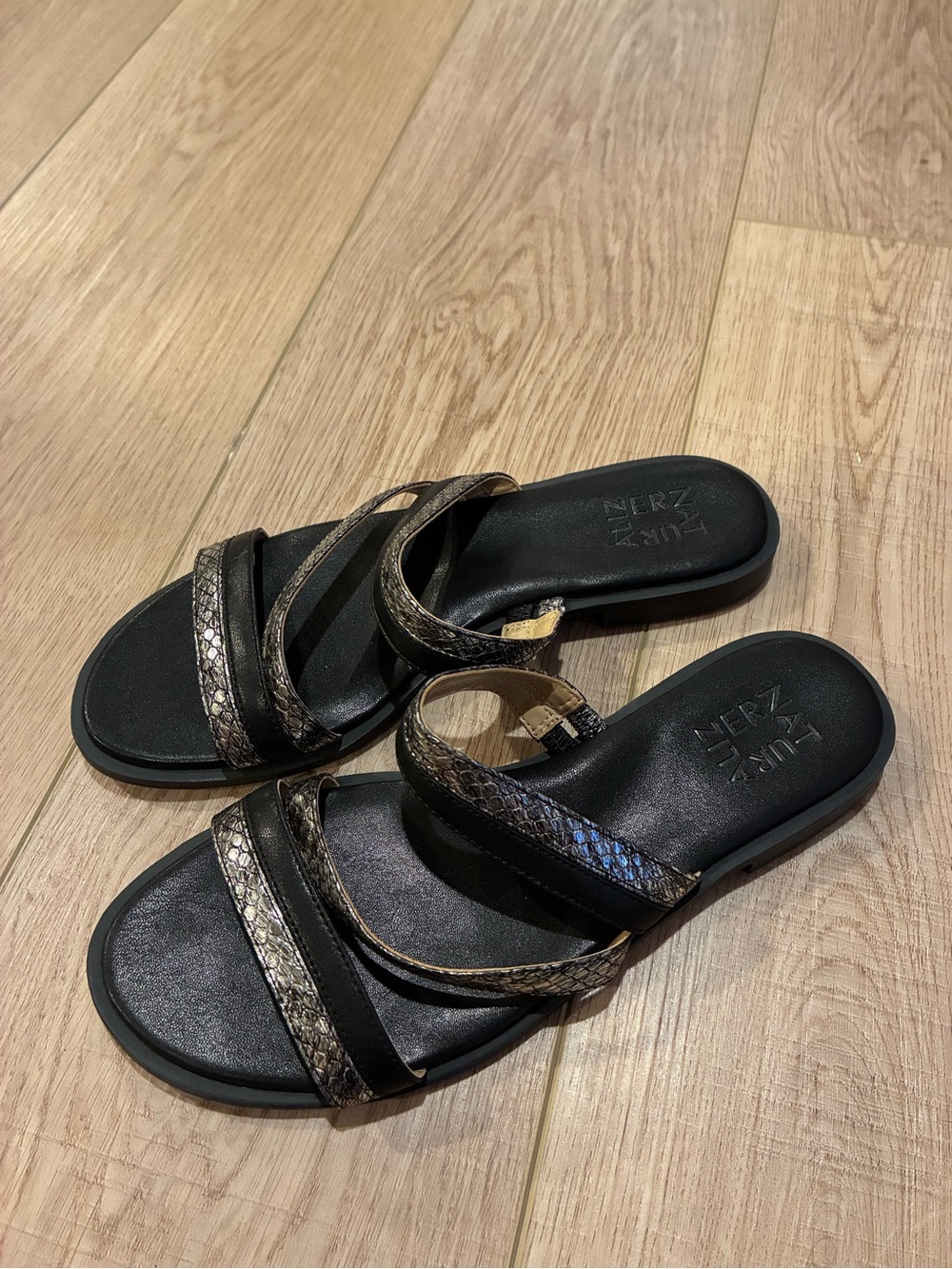 Naturalized Black silver Metallic Snake-Print Slide Sandals comfort walking 8